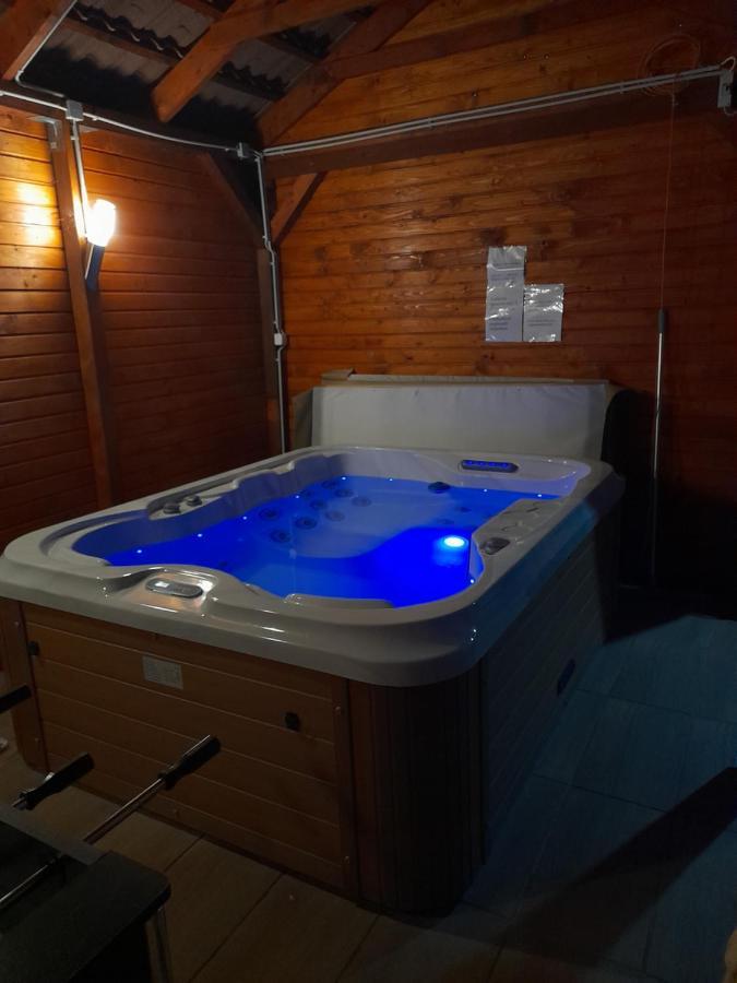 Vadrózsa Vendégház-Apartman Demjén Kültér fotó
